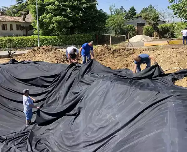 Membrana in EPDM per piscina stile laghetto