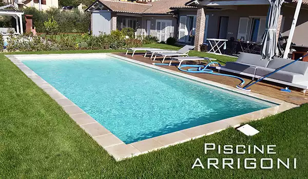 Piscina interrata ad uso privato realizzata nei pressi di Terni