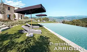 Piscina con sfioro infinito normativa A2 per agriturismo